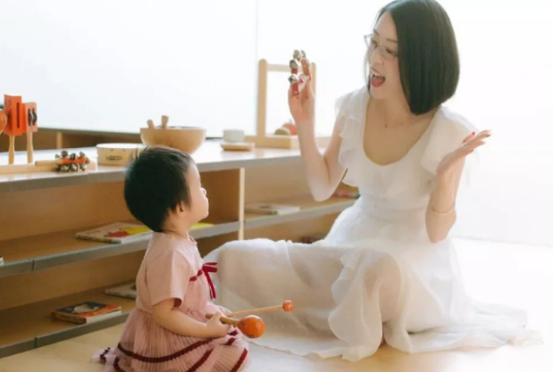 愛(ài)博恩媽媽 | 斜杠女精英晉升天使媽媽?zhuān)瓉?lái)金領(lǐng)是這樣帶娃